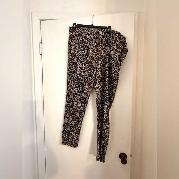 Plus Size Leopard Print Pants - Picture 2 of 4